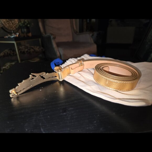 EUC LV Script Women's Belt. - Picture 3 of 6